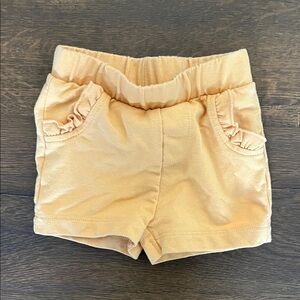 Baby Girl Peach Elastic Waist Shorts with Ruffle Pockets